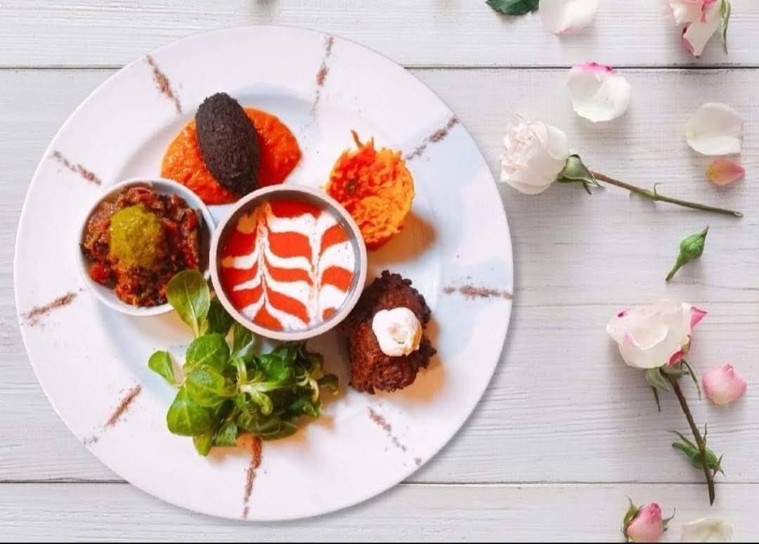 Le Dinanga Bed & Breakfast Leran Bagian luar foto